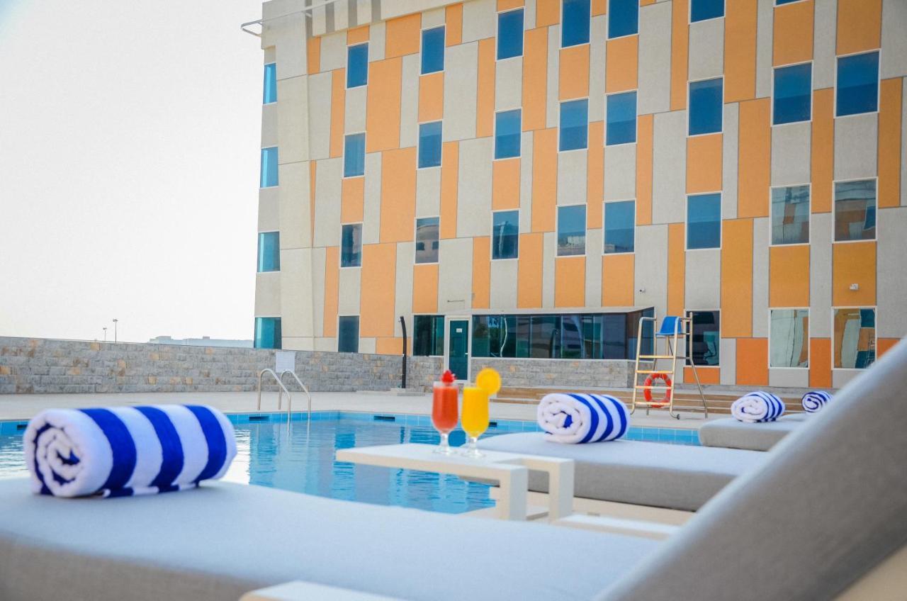 Vogo Grand Hotel Formerly Best Western Plus Hotel Dubai Academic City Exterior foto